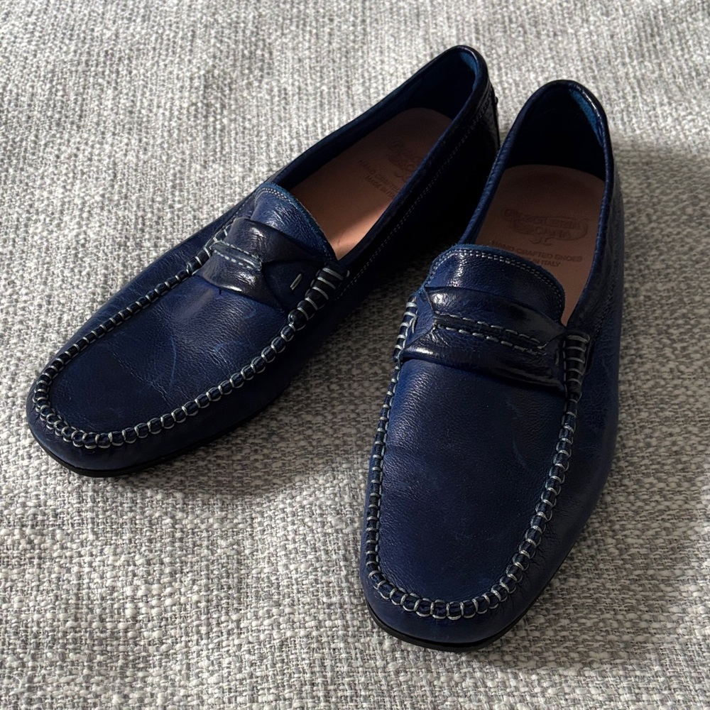 NWOT - 10.5 - Hand Crafted Midnight Blue Leather Mens Loafers